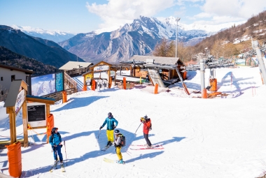 Vacances de printemps en village-club, ski de printemps, La Lauza à Valmeinier