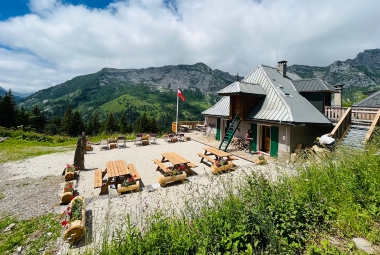 L'histoire de Neaclub, 2023 ouverture officielle du chalet-refuge de Coutarse