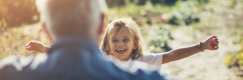 Vacances en famille avec les grands-parents et les petits-enfants, retrouvailles