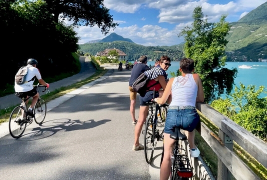 Tour du lac d'Annecy en vélo
