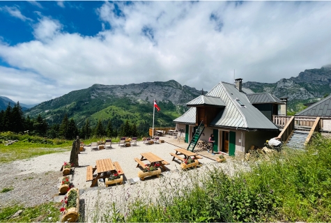 Vacances à la montagne, Le chalet-refuge de Coutarse dans les Bauges