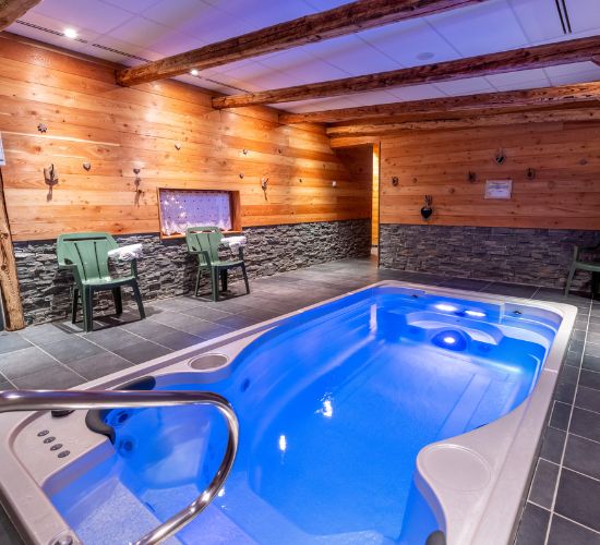 Village-club La Lauza, SPA de nage