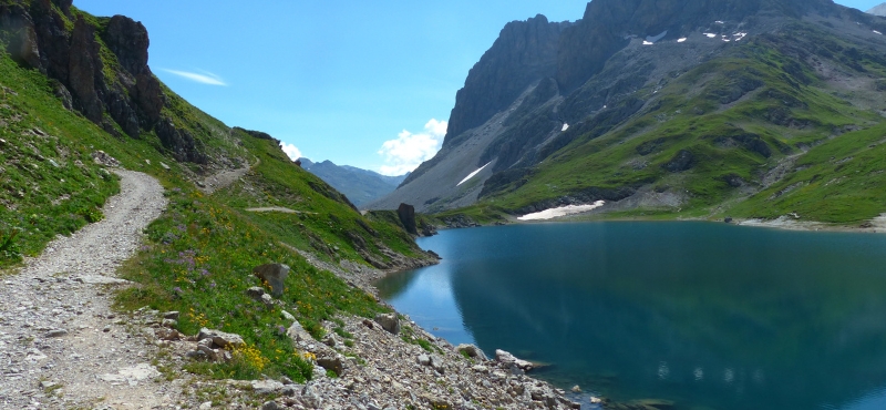 Séjours randonnées dans les Alpes, lac des Cerces