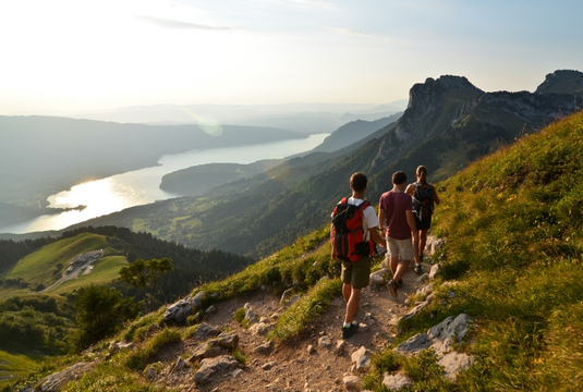 Village-vacances à Annecy, Randonnées au Veyrier